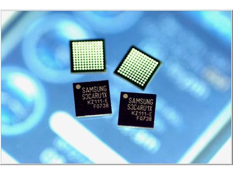 do cell phones nano chips have rfid|Software update and tiny chip could turn phones into .